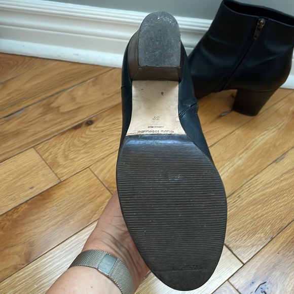 Club Monaco Italian Leather Bootie - Picture 2 of 3